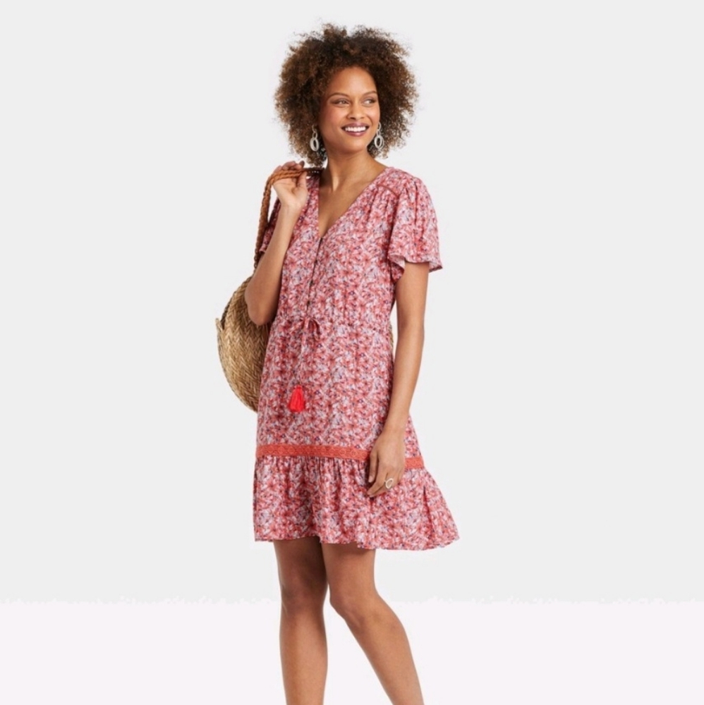 Women's flutter short sleeve button- front dress